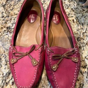 Clarks Women's Fuchsia Leather Loafers